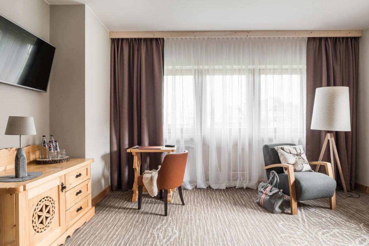 Krokus Park Residence กอสเชียลิสกอ ภายนอก รูปภาพ